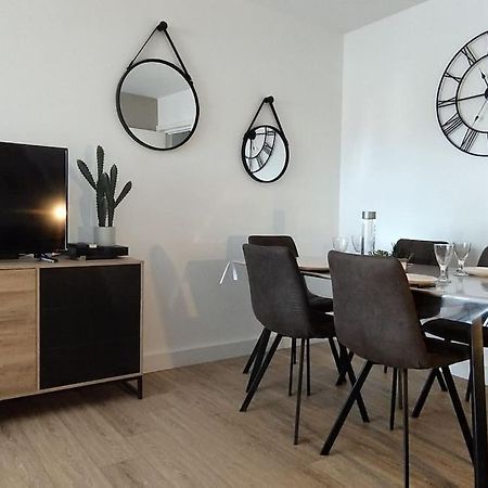 Les Geraniums, Bel Appartement Renove, Proche Plage Et Commerces ラ・セーヌ・シュル・メール エクステリア 写真